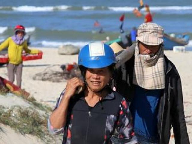 Thị trường - Tiêu dùng - Đi săn "cháo" dưới biển, dễ dàng đút túi ngay tiền triệu