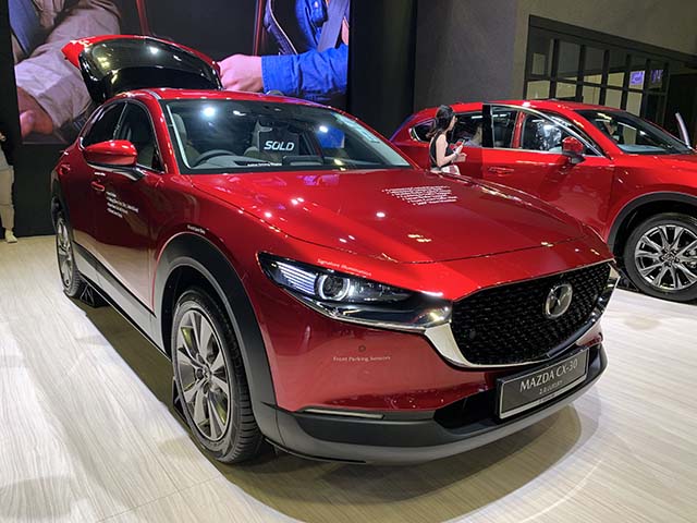 Tin tức ô tô - Cận cảnh Mazda CX-30 tại Singapore Motor show, giá từ 2,12 tỷ đồng