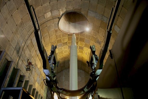 Iran xây nhiều hầm ngầm chứa tên lửa rải rác trên khắp đất nước.