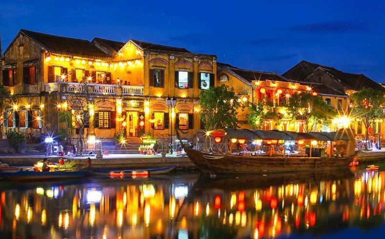 Chuyên trang Travel Triangle cũng bình chọn Hội An xếp ở vị trí thứ 4 trong danh sách Những điểm nghỉ hè tốt nhất thế giới năm 2019.