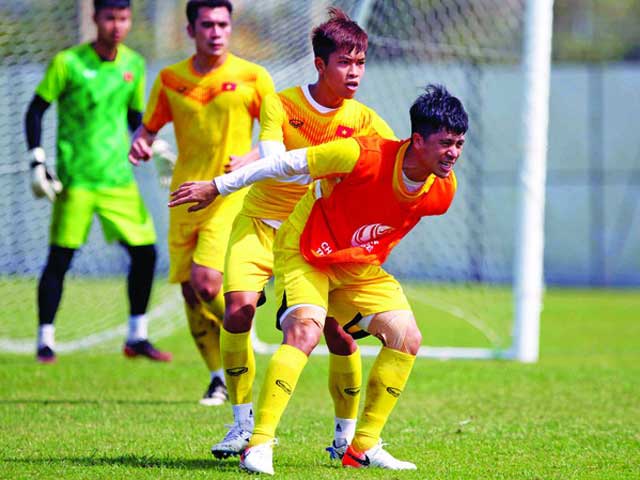 Bóng đá - Ông Park và bài toán Đình Trọng
