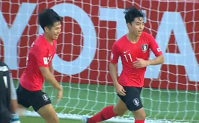 Lee Dong-jun (số 11) một lần nữa có bàn thắng quan trọng cho U23 Hàn Quốc