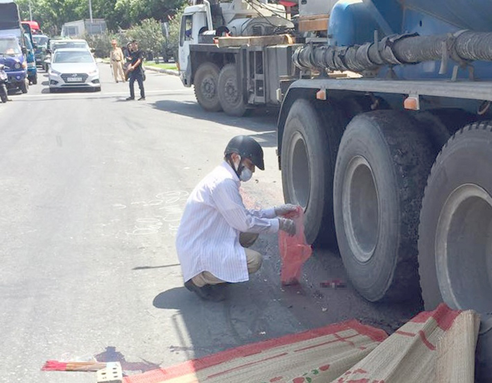 Ông Huỳnh Phước Hùng có hơn 33 năm làm tình nguyện viên cứu người bị tai nạn thương tích