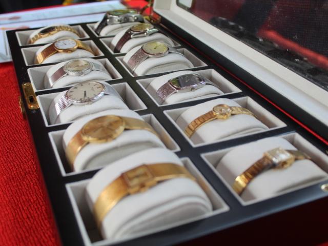 Tin tức trong ngày - Đi hơn 100 nước để sưu tập thời trang, người phụ nữ Việt xác lập 12 kỷ lục