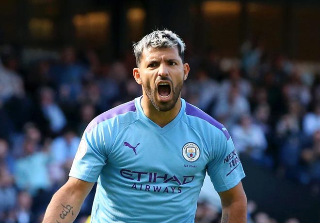 Aguero ghi bàn khủng