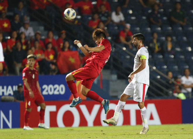 Trực tiếp bóng đá U23 Việt Nam - U23 Jordan: Quang Hải liên tiếp gây "sóng gió" (Hết giờ) - 11