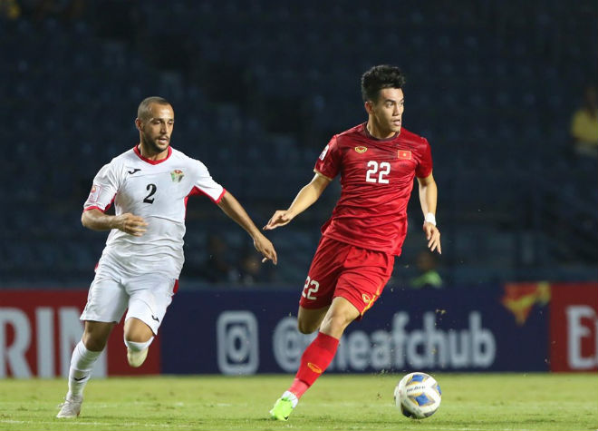 Trực tiếp bóng đá U23 Việt Nam - U23 Jordan: Quang Hải liên tiếp gây "sóng gió" (Hết giờ) - 13