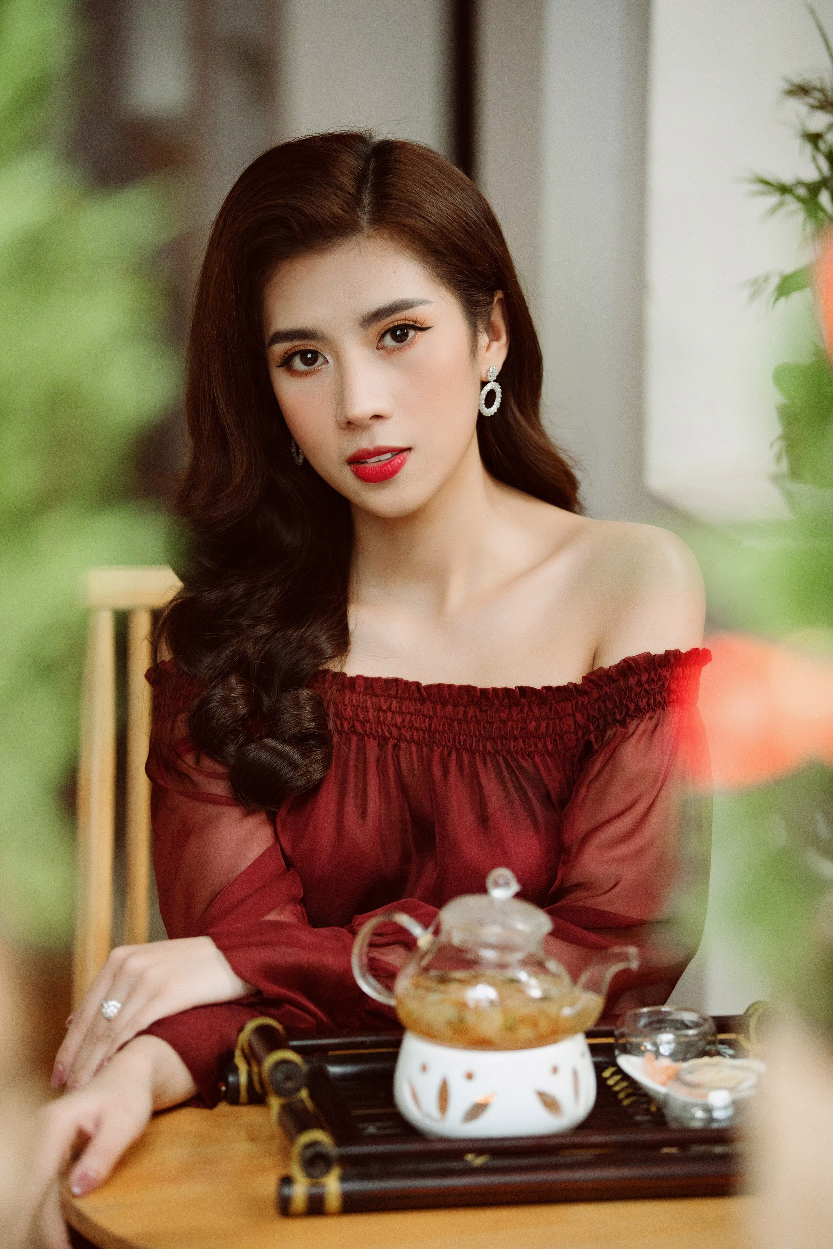 Hoa hậu 25 tuổi quê Khánh Hòa không cần đại gia vẫn có nhà Sài Gòn, xe hơi sang - 5