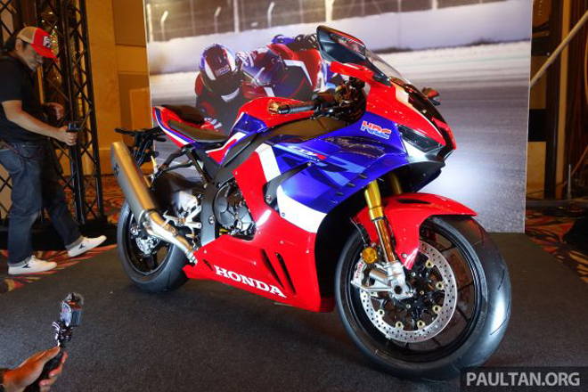 Siêu mô tô 2020 Honda CBR1000RR-R SP ra mắt, đắt ngang Toyota Camry - 2