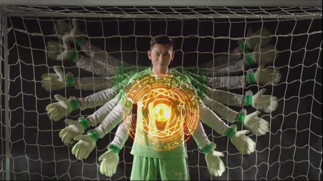 “Đặng Văn Lâm nghìn tay” với khả năng bắt bóng như có “ma thuật” - biểu tượng ảnh chế từng tạo “bão trend” năm ngoái.