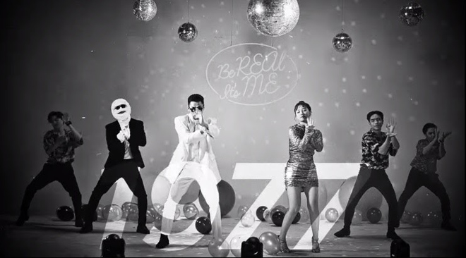 Màn cosplay 1977vlog - hiện tượng mạng cuối năm 2019 với loạt video đen trắng giản dị nhưng chứa đựng nhiều câu thoại ấn tượng.