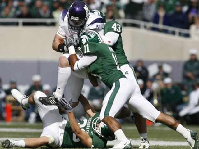 Thể thao - Ngược dòng giật mình: Bị dẫn 35 điểm vẫn thắng, lập kỷ lục 14 năm chưa bị xô đổ