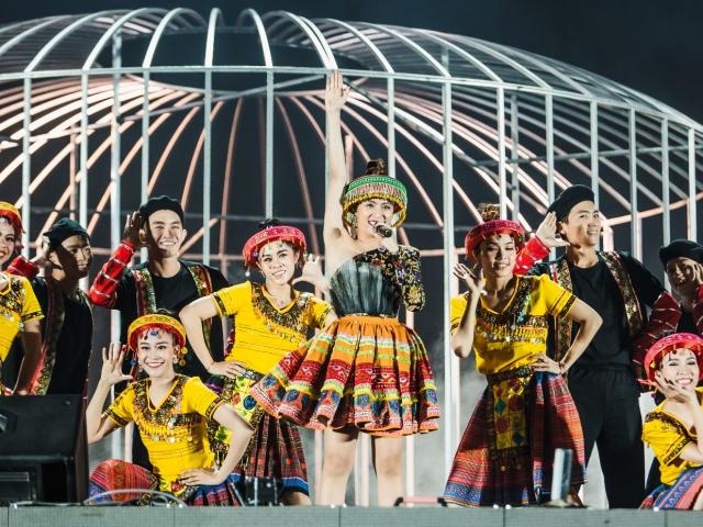 Giải trí - Dấu ấn phượng hoàng – đêm nhạc tôn vinh phụ nữ của Matxi Corp