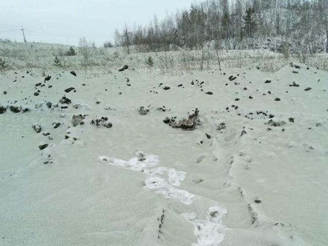 Thế giới - "Tuyết xanh" xuất hiện ở thành phố Nga từng có thiên thạch phát nổ khiến người dân hoang mang