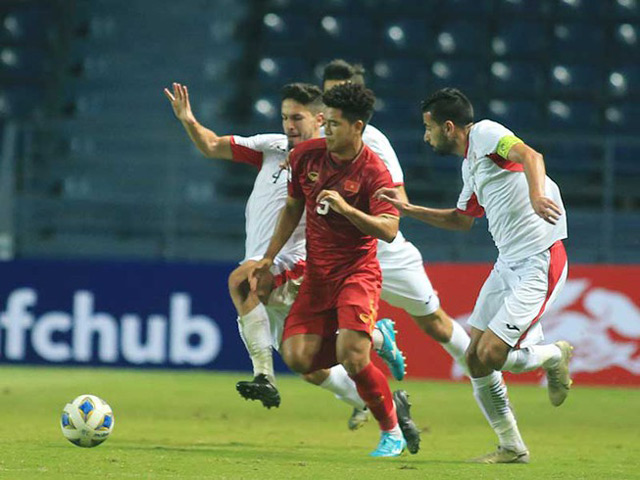 Bóng đá - Thầy trò ông Park ở thế chân tường