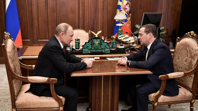 Ông Putin đồng ý để Thủ tướng Nga Dmitry Medvedev từ chức.