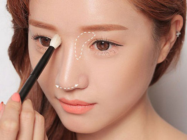 Làm đẹp - Muốn trang điểm xinh thì bạn phải biết công dụng của 4 loại che khuyết điểm