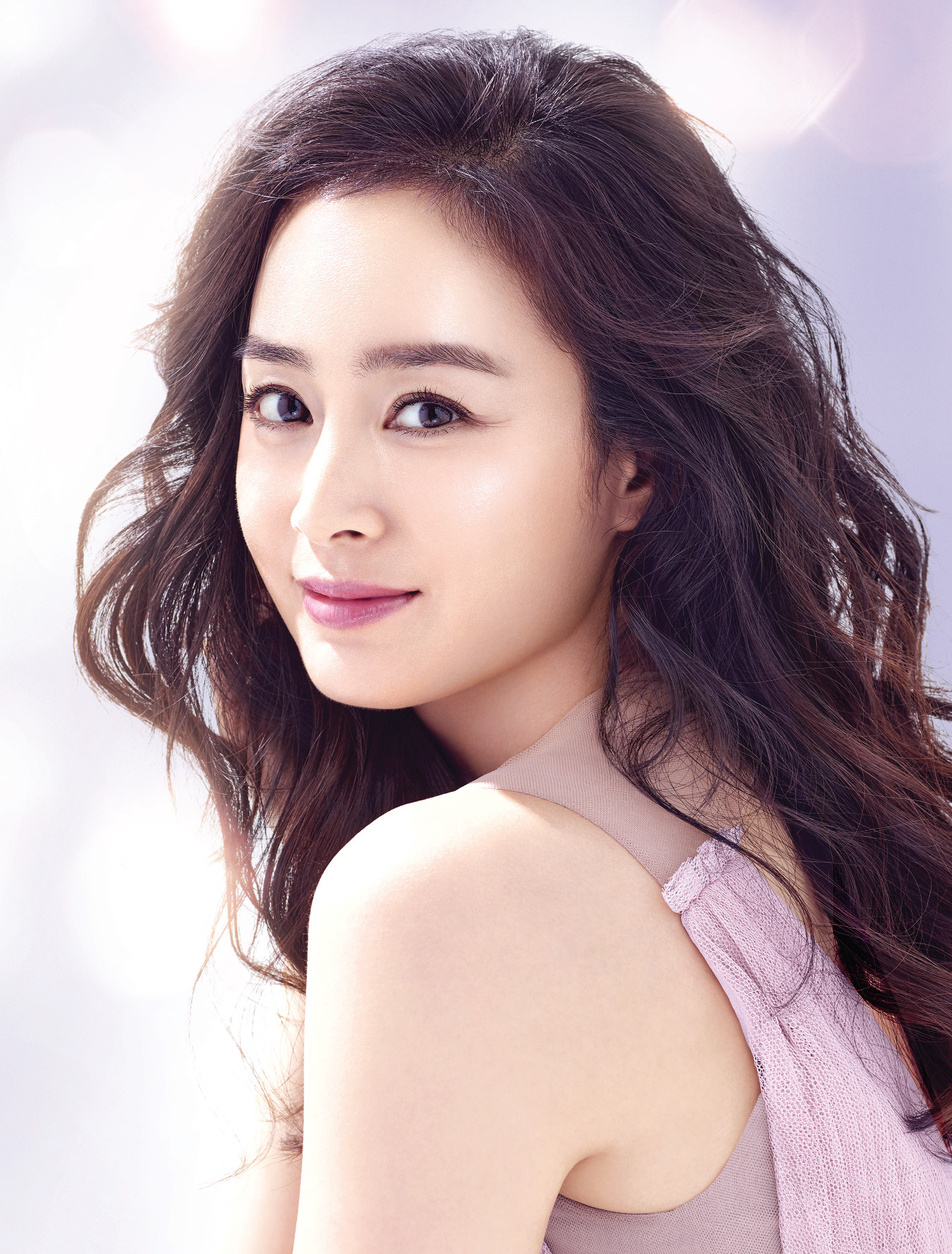 Cách để Kim Tae Hee U40 vẫn giữ nét thanh xuân - 4