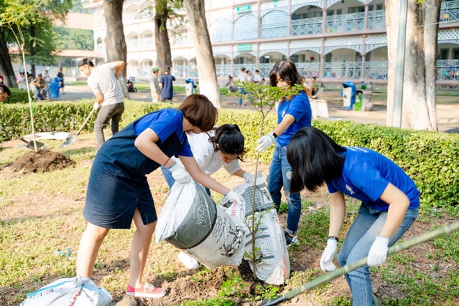 Sanofi thực hiện và lan toả cam kết “Vì một tương lai xanh” tại các bệnh viện.