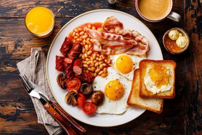 Hãy cố gắng ăn sáng và ăn các bữa khác đúng giờ, kể cả ngày cuối tuần - ảnh minh họa từ Internet