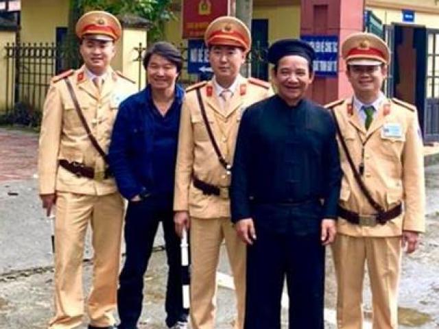 Phim - Xôn xao ảnh Quang Tèo bị công an bắt vì phạm luật giao thông: Sự thật ngã ngửa!