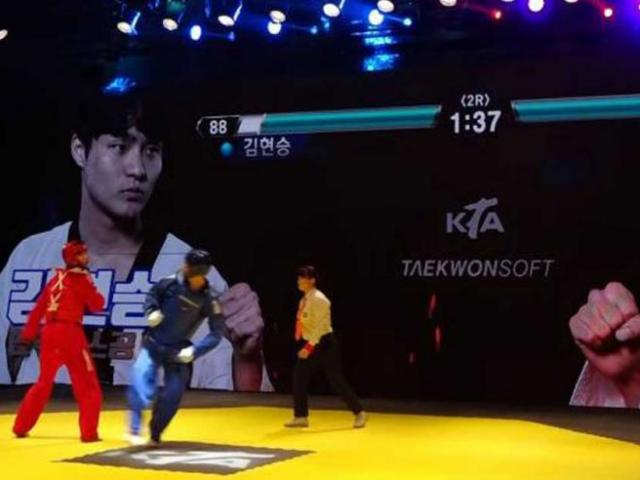 Thể thao - Chưa từng có: Hiệu ứng "Rồng đen" xuất hiện trong trận đấu võ Taekwondo