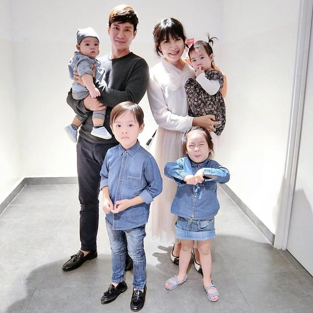 Gia đình Lý Hải - Minh Hà hiện đang giữ kỉ lục đông con nhất Vbiz.