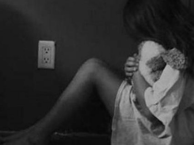 Pháp luật - Cùng vào rừng xem bẫy thú, gã hàng xóm nổi thú tính giở trò đồi bại với bé gái 7 tuổi