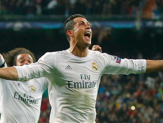 Ngoài các hợp đồng quảng cáo, Ronaldo còn kiếm được tiền thông qua các trận bóng của mình. Hợp đồng giữa anh và Juventus trị giá 138 triệu đô la, ngoài khoản phí chuyển nhượng 117 triệu đô la chỉ để có được huyền thoại bóng đá này.