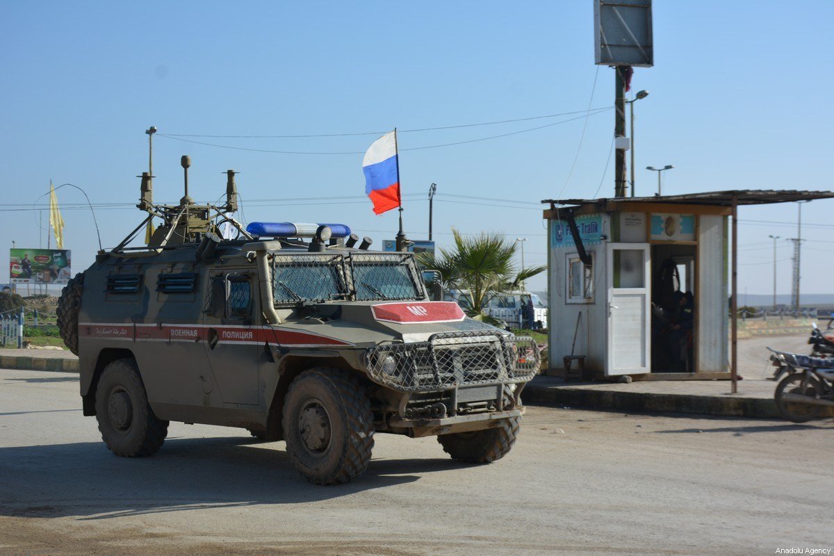 Xe quân sự Nga xuất hiện ở Hasakah, Syria hôm 16.12.2019.