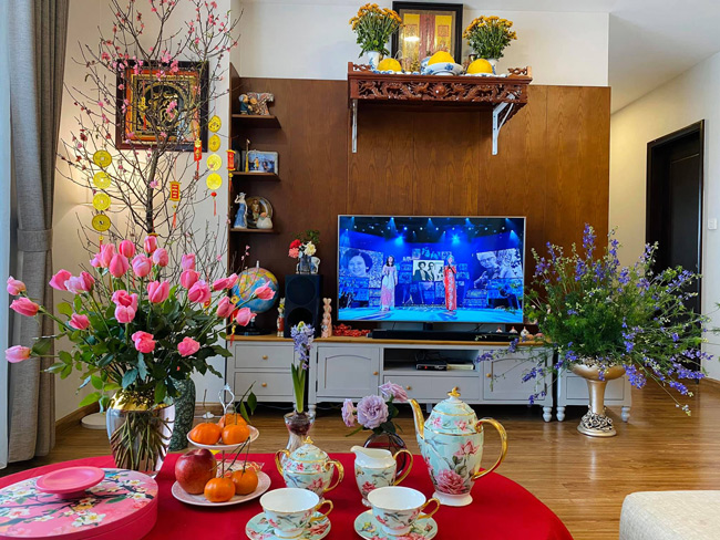 Đây cũng là lúc chị bắt đầu hưởng thụ cuộc sống và thỏa thích với đam mê cắm hoa của mình