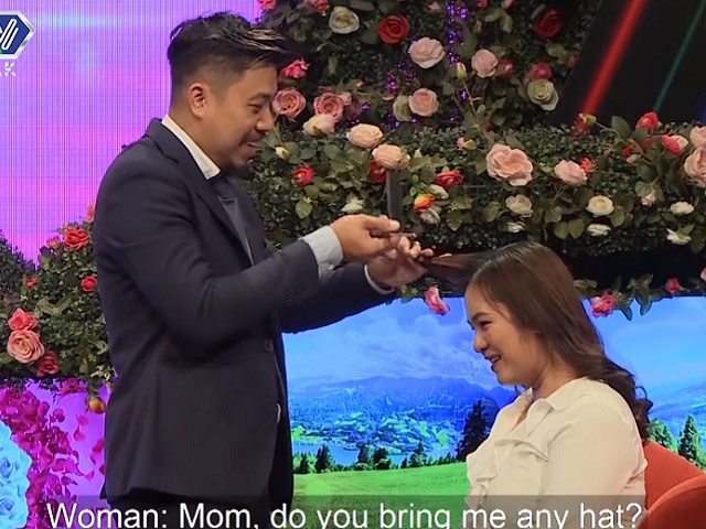 Bạn trẻ - Cuộc sống - Chàng trai mê nhậu vác bao tải quà chinh phục người đẹp ngành du lịch