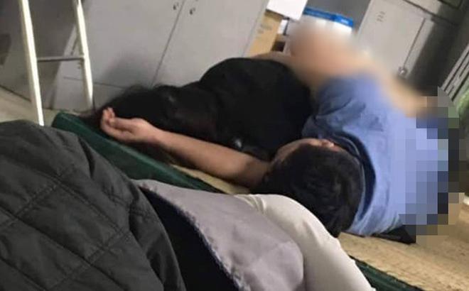 Hình ảnh được cho là bác sĩ P. ôm nữ sinh thực tập trên mạng xã hội - Ảnh: Facebook