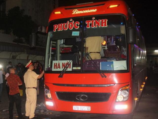 Tin tức trong ngày - Chủ và tài xế xe 46 chỗ nhét 99 người bị phạt 100 triệu