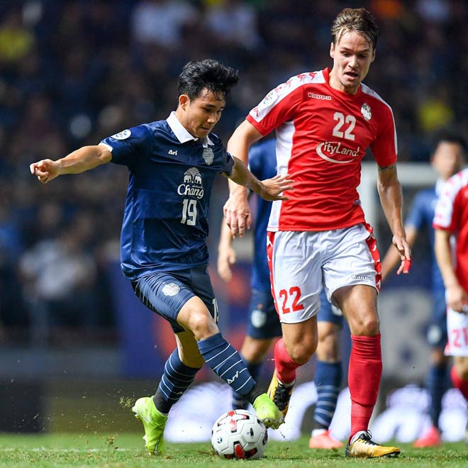 Video highlight trận Buriram United - TP.HCM: Đôi công rực lửa, bỏ lỡ tiếc nuối (Hiệp 1) - 1