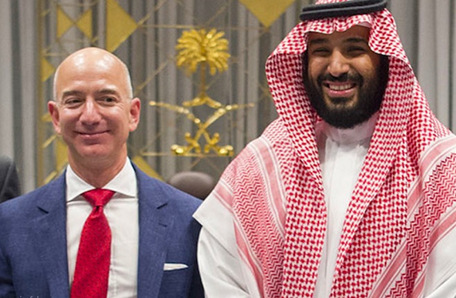Thái tử Ả Rập Saudi Mohammed bin Salman và tỷ phú giàu nhất thế giới Jeff Bezos.