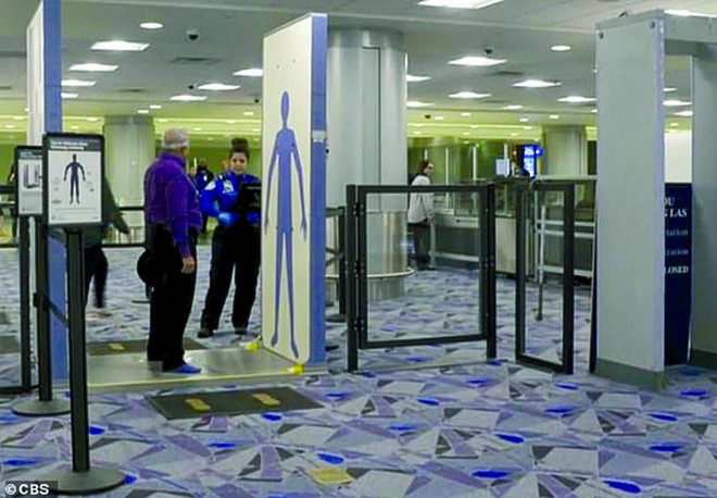 Mỹ nghiên cứu công nghệ giảm thời gian check-in ở các sân bay - 1