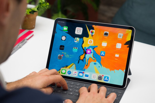 iPad Pro 2020 sẽ đi kèm bàn phím chuyển đổi kiểu cắt kéo.