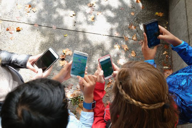 Những cách giúp người trẻ có thể mua smartphone dễ dàng hơn - 1