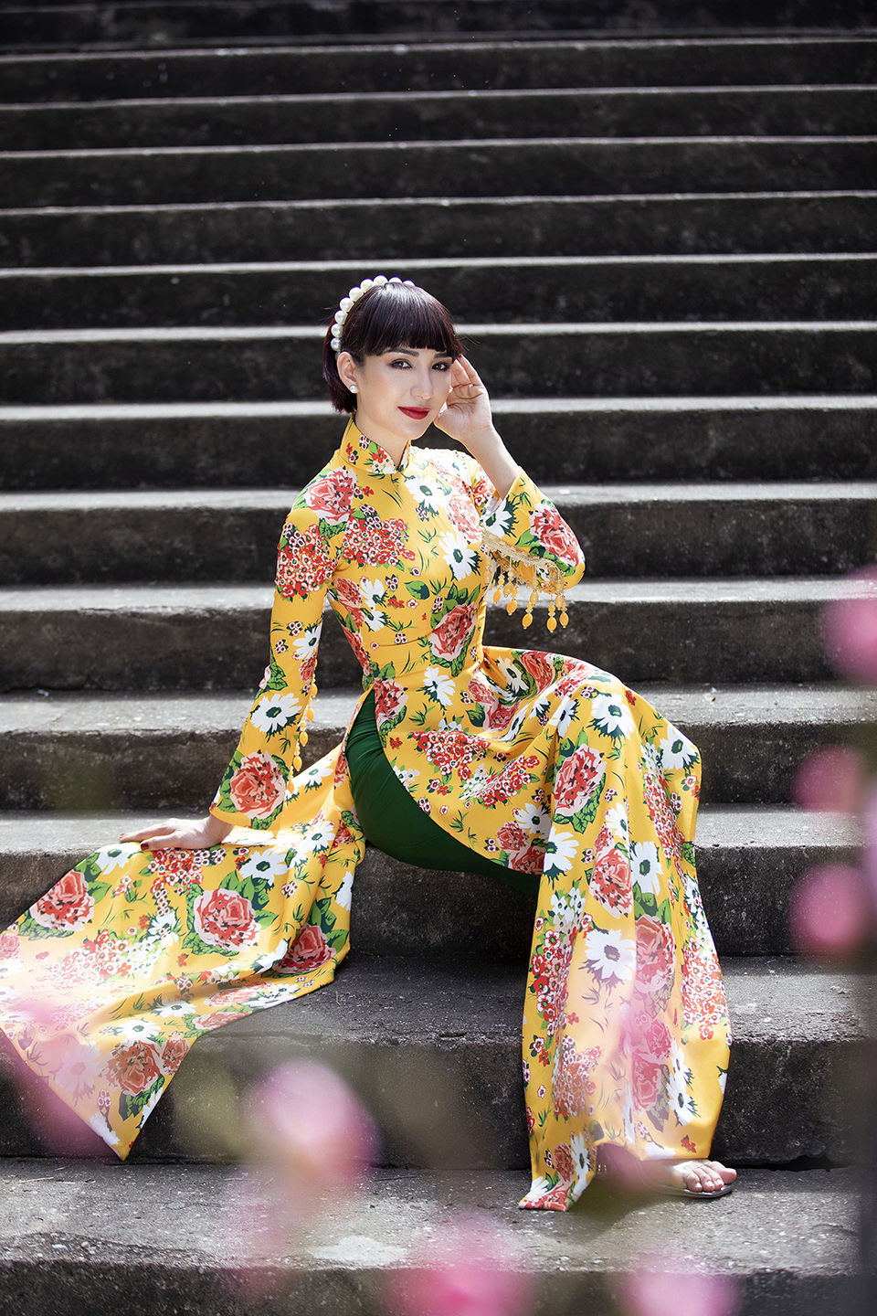 Ngọc Diễm tâm niệm, trong các vai trò, vai trò làm mẹ vẫn là quan trọng nhất. Nên cô vẫn luôn ưu tiên thời gian cho con, chơi với con vào cuối tuần, chạy bộ cùng con buổi sáng và thường xuyên chia sẻ với con về trường lớp, bạn bè, và đưa con đi du lịch vào mỗi kỳ nghỉ. Cô quan niệm mỗi khi chơi với con thì nên toàn tâm toàn ý, để những khoảnh khắc bên cạnh con luôn là thời gian tốt đẹp nhất.