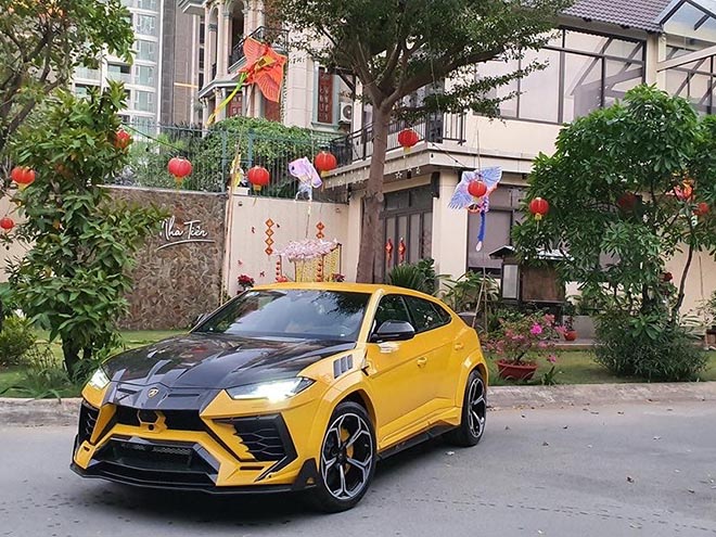 Siêu SUV Lamborghini Urus độ widebody Mansory đầu tiên tại Việt Nam - 2