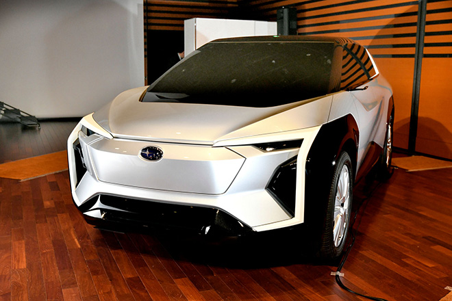 Vén màn mẫu xe thuần điện đầu tiên với sự kết hợp của Toyota và Subaru - 2
