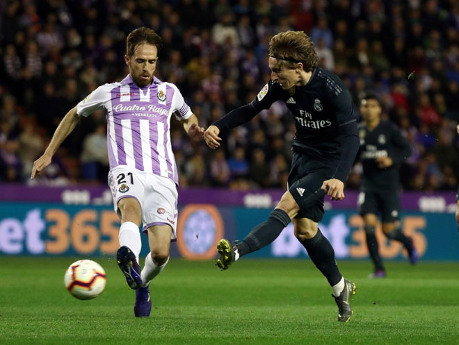 Nhận định bóng đá Real Valladolid - Real Madrid: Cờ đã đến tay, phất ngay kẻo lỡ - 1