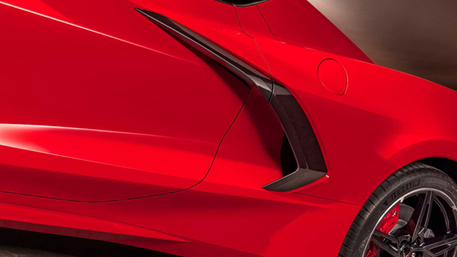 Siêu xe ‘bình dân’ Chevrolet Corvette C8 đầu tiên được bán với giá gần 70 tỷ đồng - 14