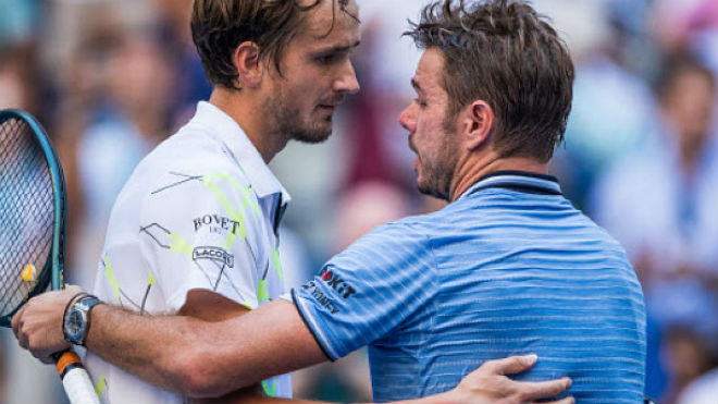 Medvedev đối đầu đàn anh dày dặn kinh nghiệm Wawrinka