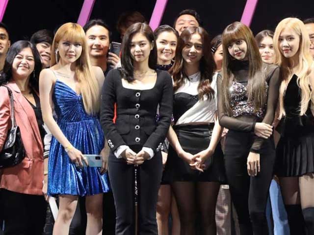 Làm đẹp - Tình tin đồn Sơn Tùng có vẻ ngoài "sinh đôi" với mỹ nhân Black Pink