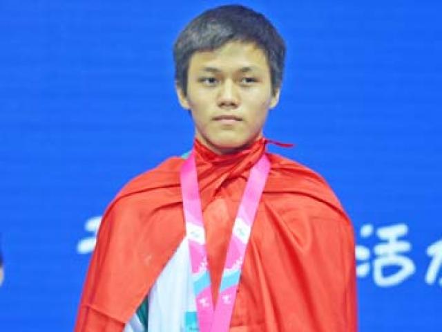 Thể thao - Cực lạ: Lực sĩ Việt Nam giành 3 HCV thế giới vì "1 mình 1 đường"