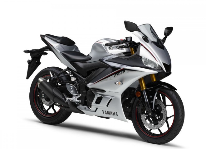 2020 Yamaha YZF-R3 mới trang bị ổn, máy khỏe, cuốn hút phái mạnh - 2