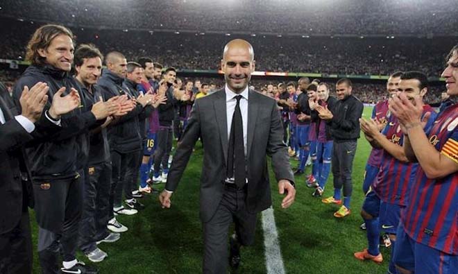 Thua MU 2 lần ở Etihad: Pep Guardiola "hục hặc" fan Man City, quyết chí ra đi? - 2