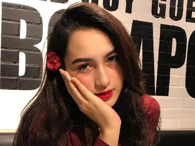 Bạn trẻ - Cuộc sống - Vẻ đẹp ngút ngàn của hot girl Ê đê cao 1m70 “hớp hồn” dân mạng